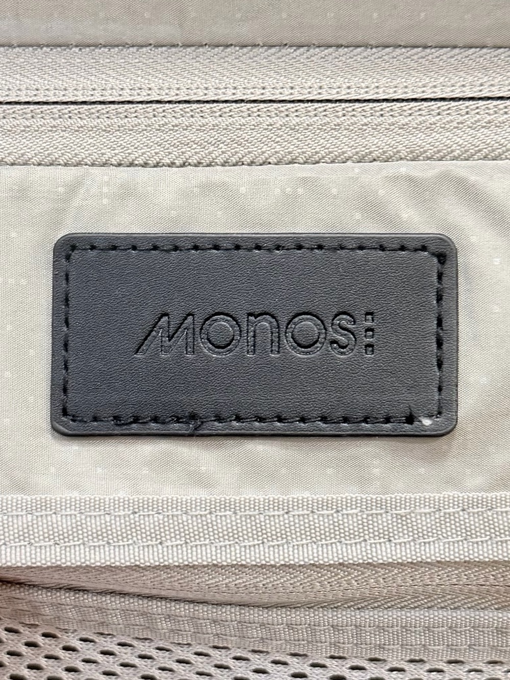 Monos Hybrid Check-In Large Suitcase - Picture 10 of 12